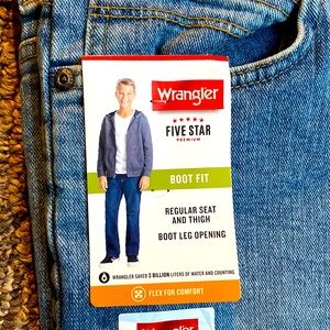 WRANGLER JEANS BOYS SIZE 16 or JUNIOR GIRLS, BOOT LEG OPENING, NWT